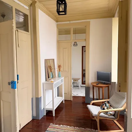 Louzanook - Casa Miguel Bombarda Lousa (Coimbra)