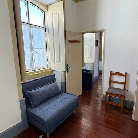 Louzanook - Casa Miguel Bombarda Apartment Lousa (Coimbra)