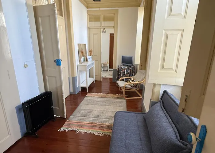 Louzanook - Casa Miguel Bombarda Apartmán Lousã